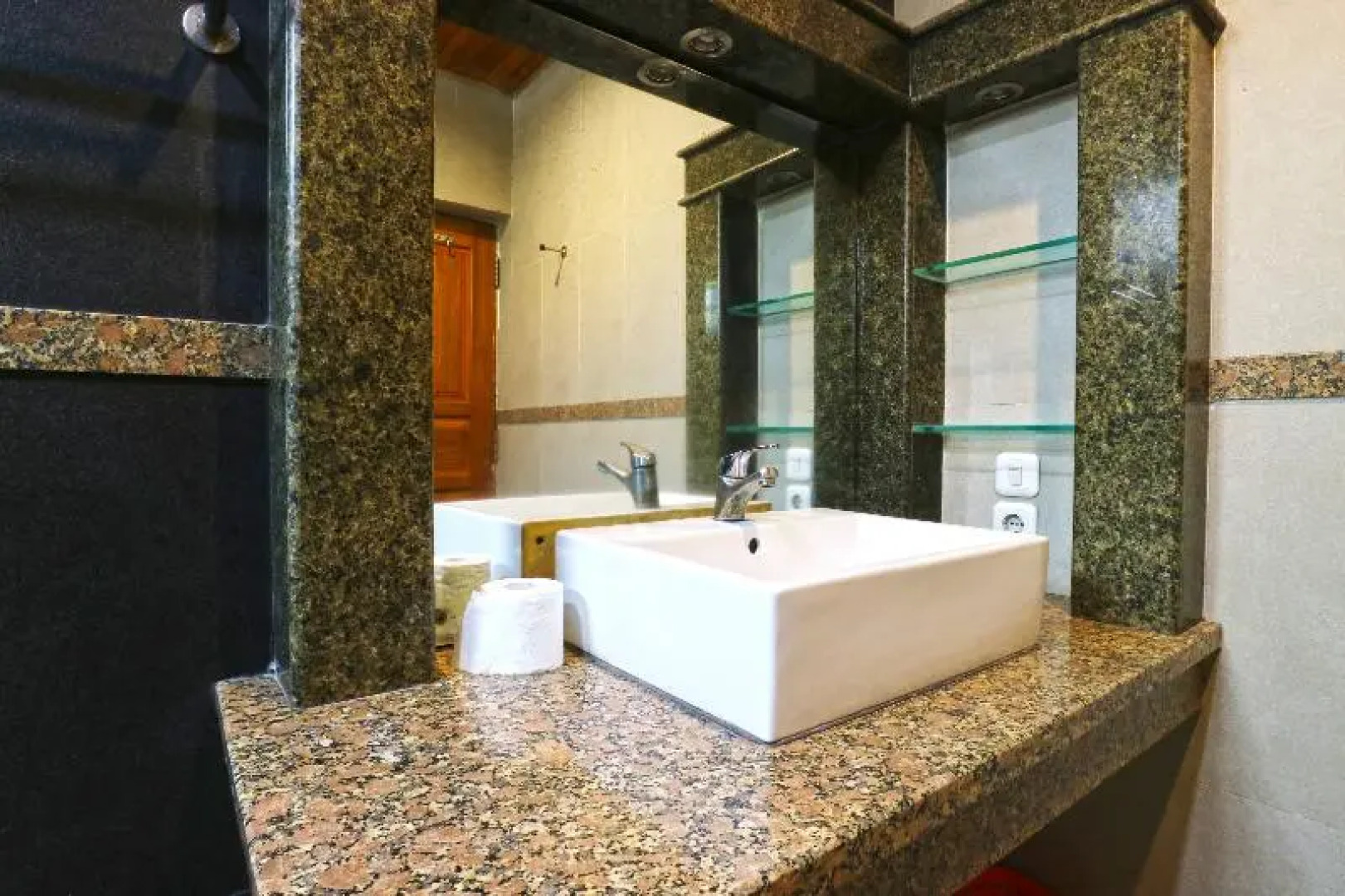 Villa Gardenia Bandung by ZUZU