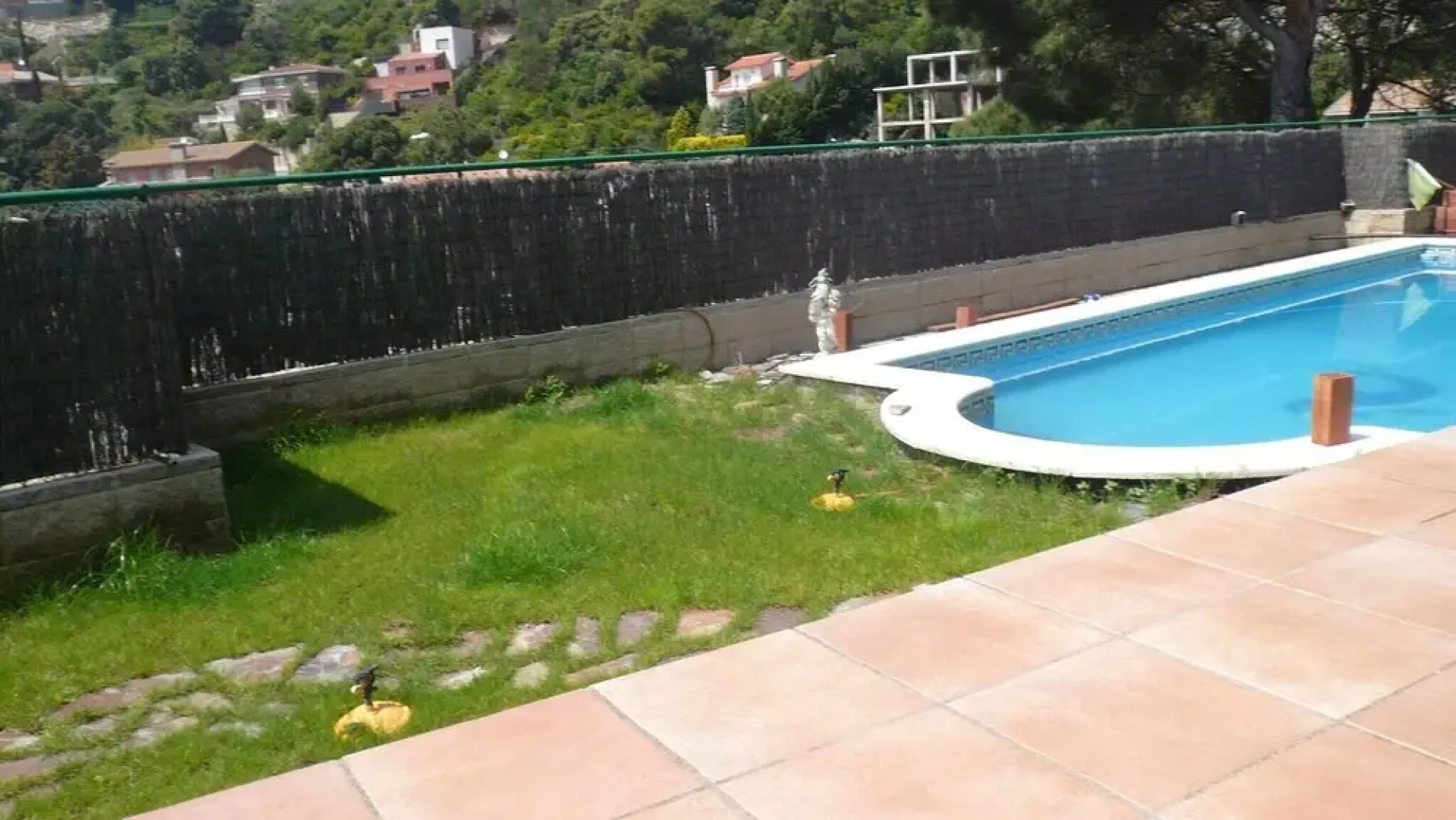 Villa a Step Away From Barcelona, Mountains and Beach