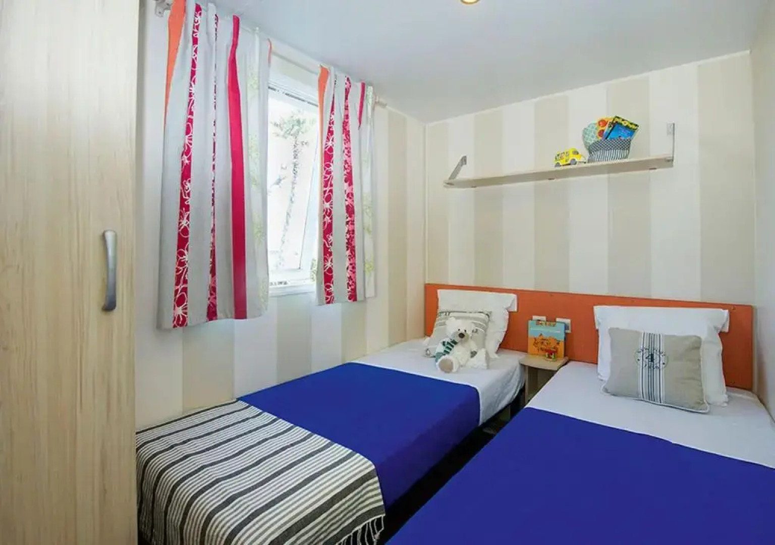 Mobilhome Climatisé 3CH 6P dans Parc des 7 Fonts