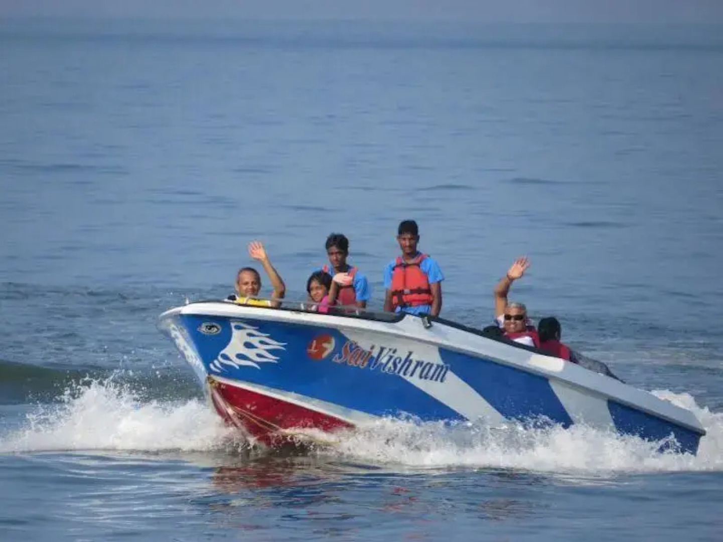 Sai Vishram Beach Resort Byndoor