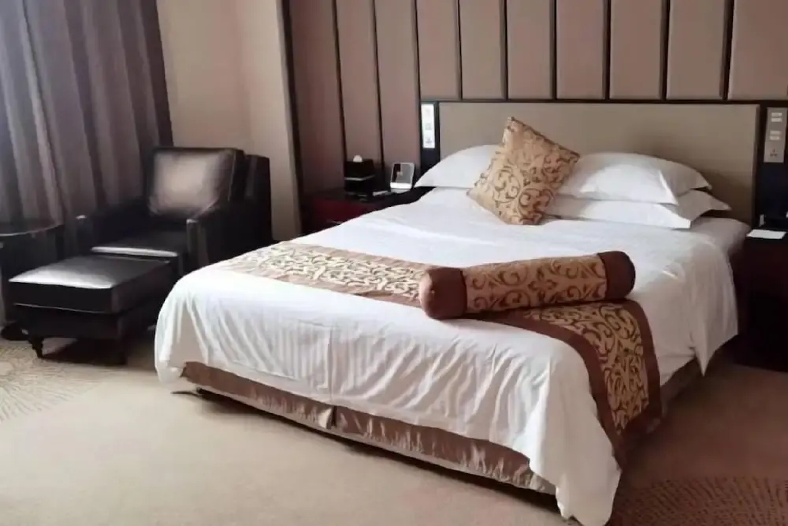 Jiuhua Jin Jiang International Hotel