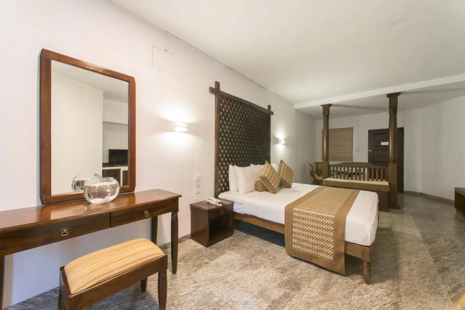 Palms, Mount Lavinia