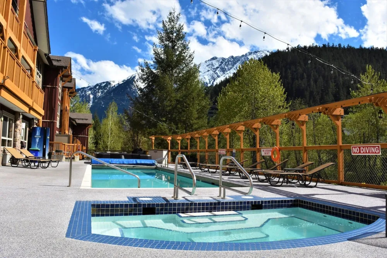 Pemberton Valley Lodge