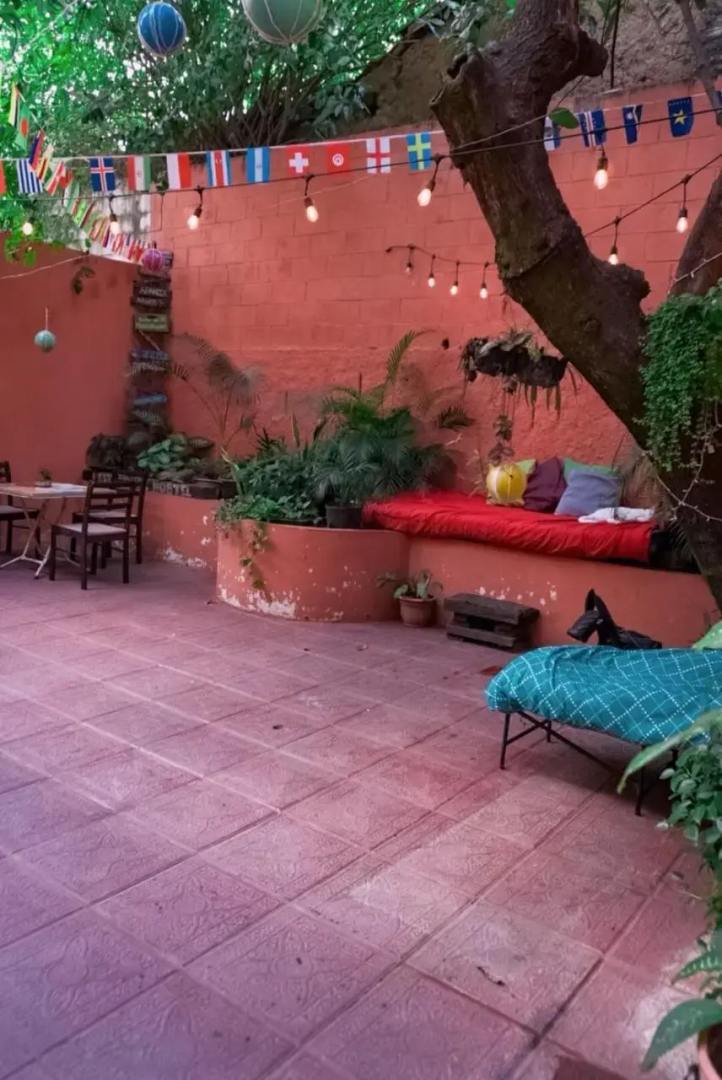 Pool House Hostel