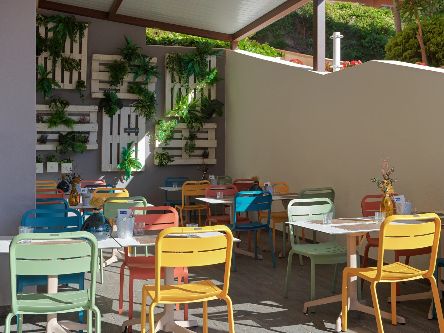 H10 Mediterranean Village