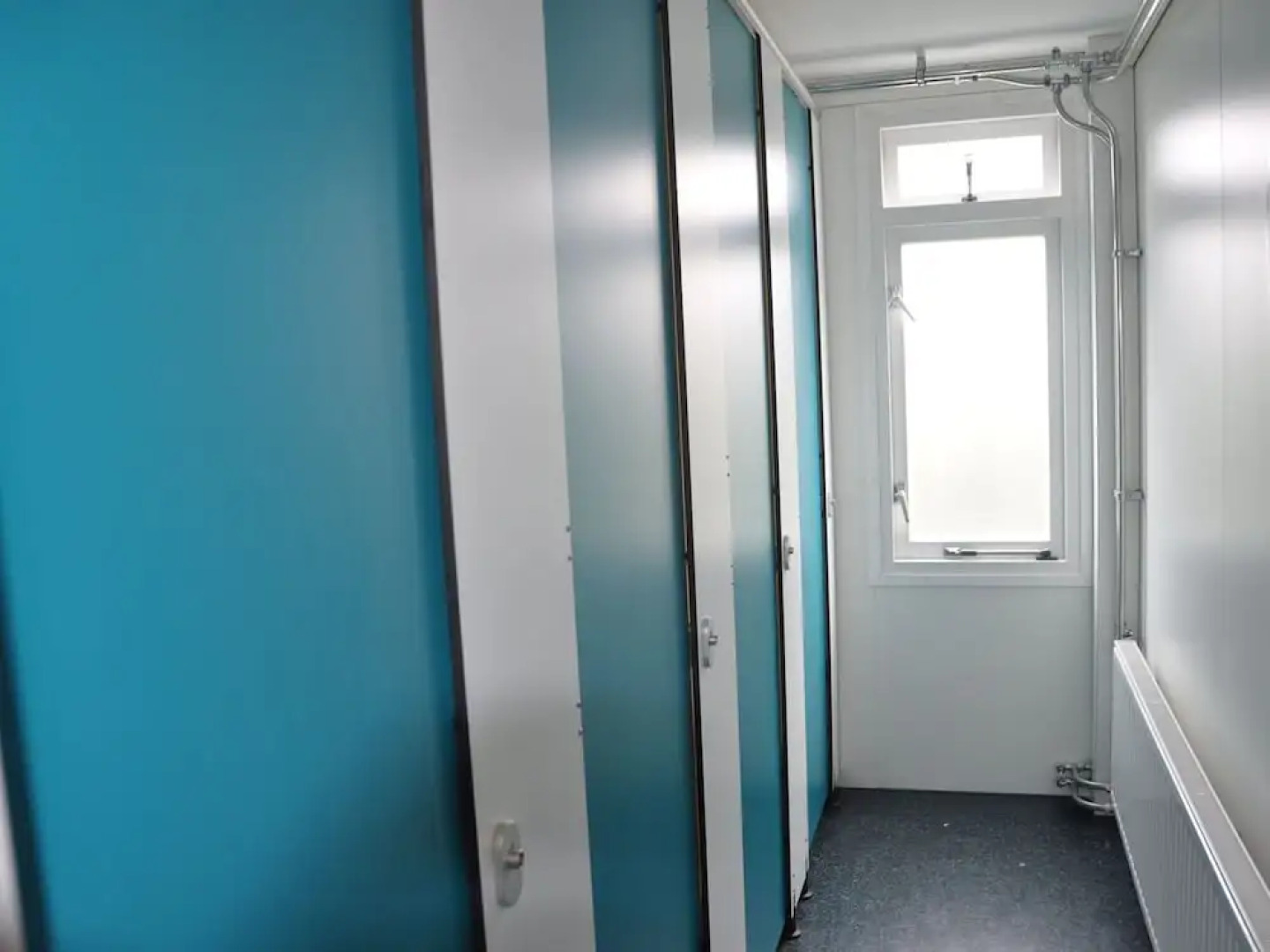 Detached holiday home with extra facilities near the sea