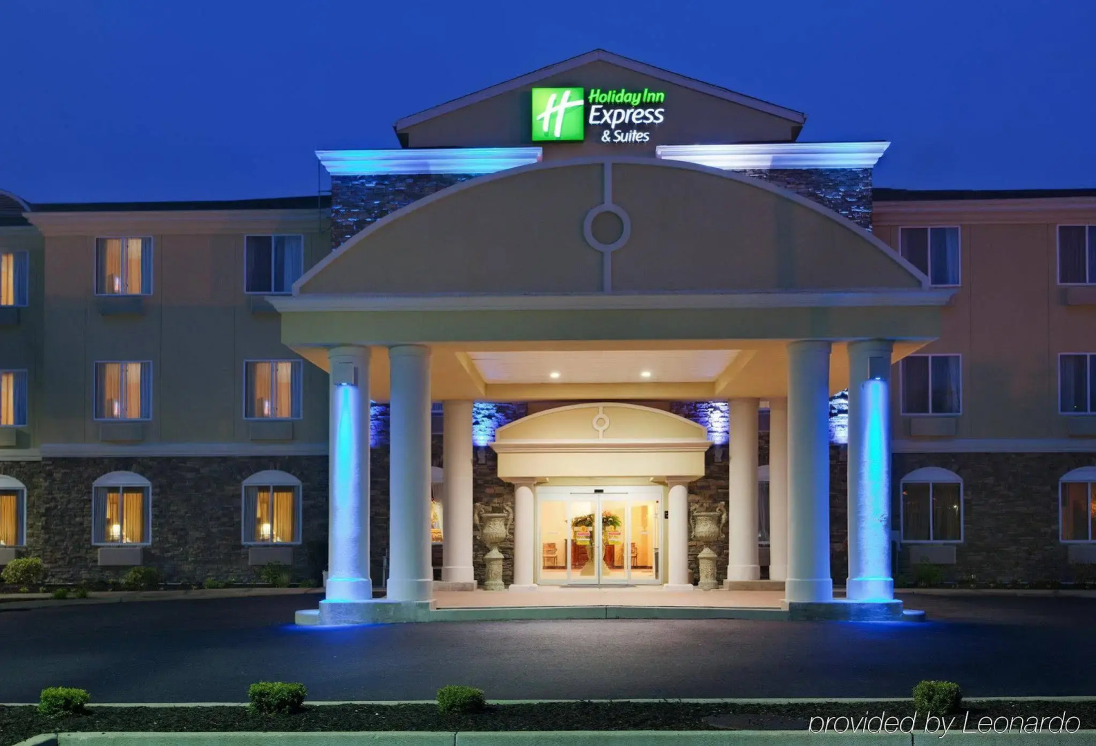 Holiday Inn Express Hotel & Suites Swansea by IHG