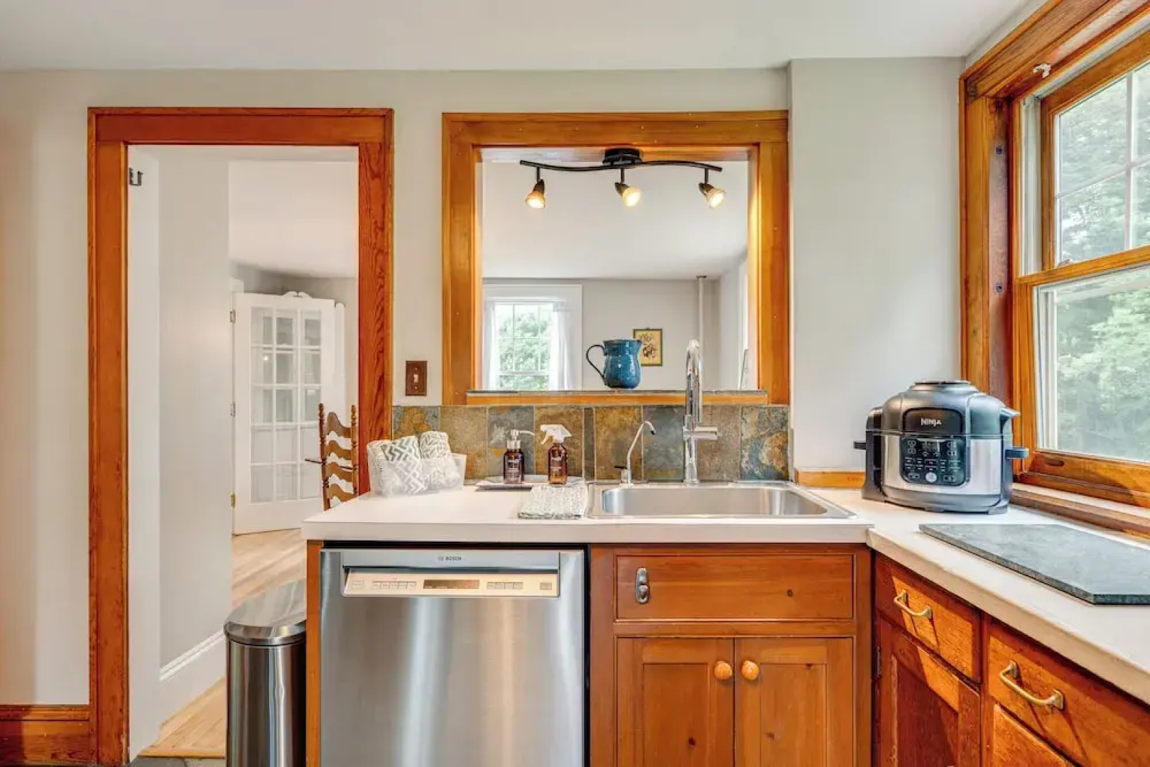 Family-friendly Retreat in Barre: 2 Spacious Decks