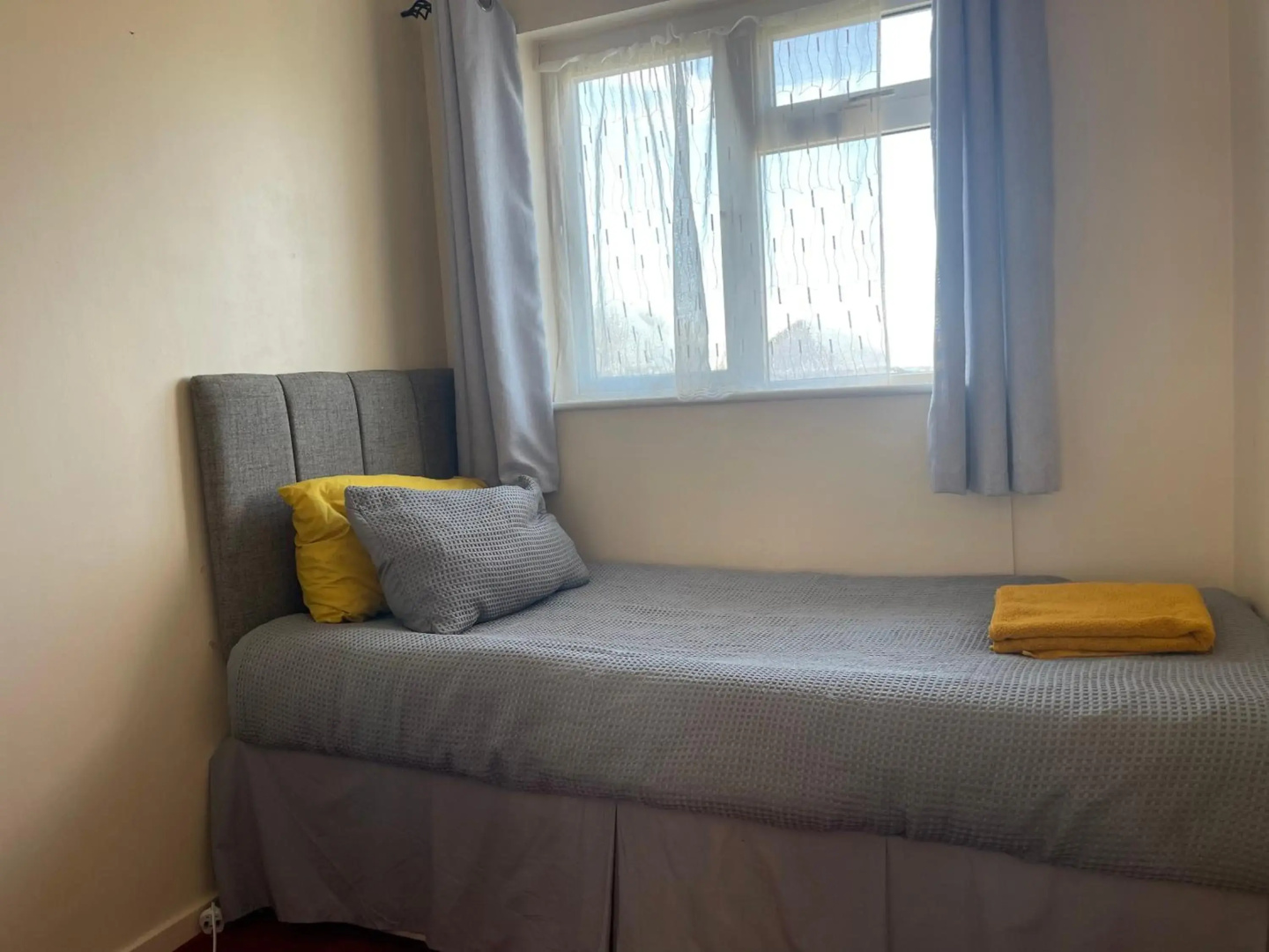 Swift Close Contractors & Leisure Apartment by Leecroft Stays