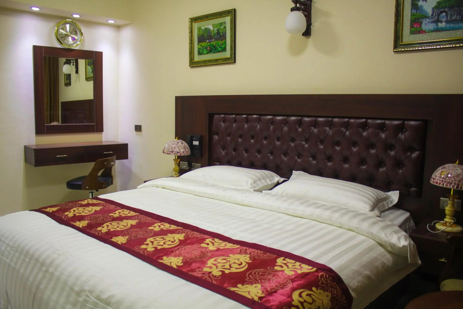 Louis' Tavern Hotel Don Muang