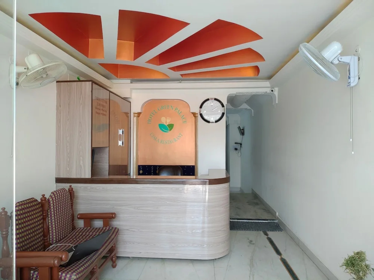 Hotel Green Palace and Ujala Restaurant
