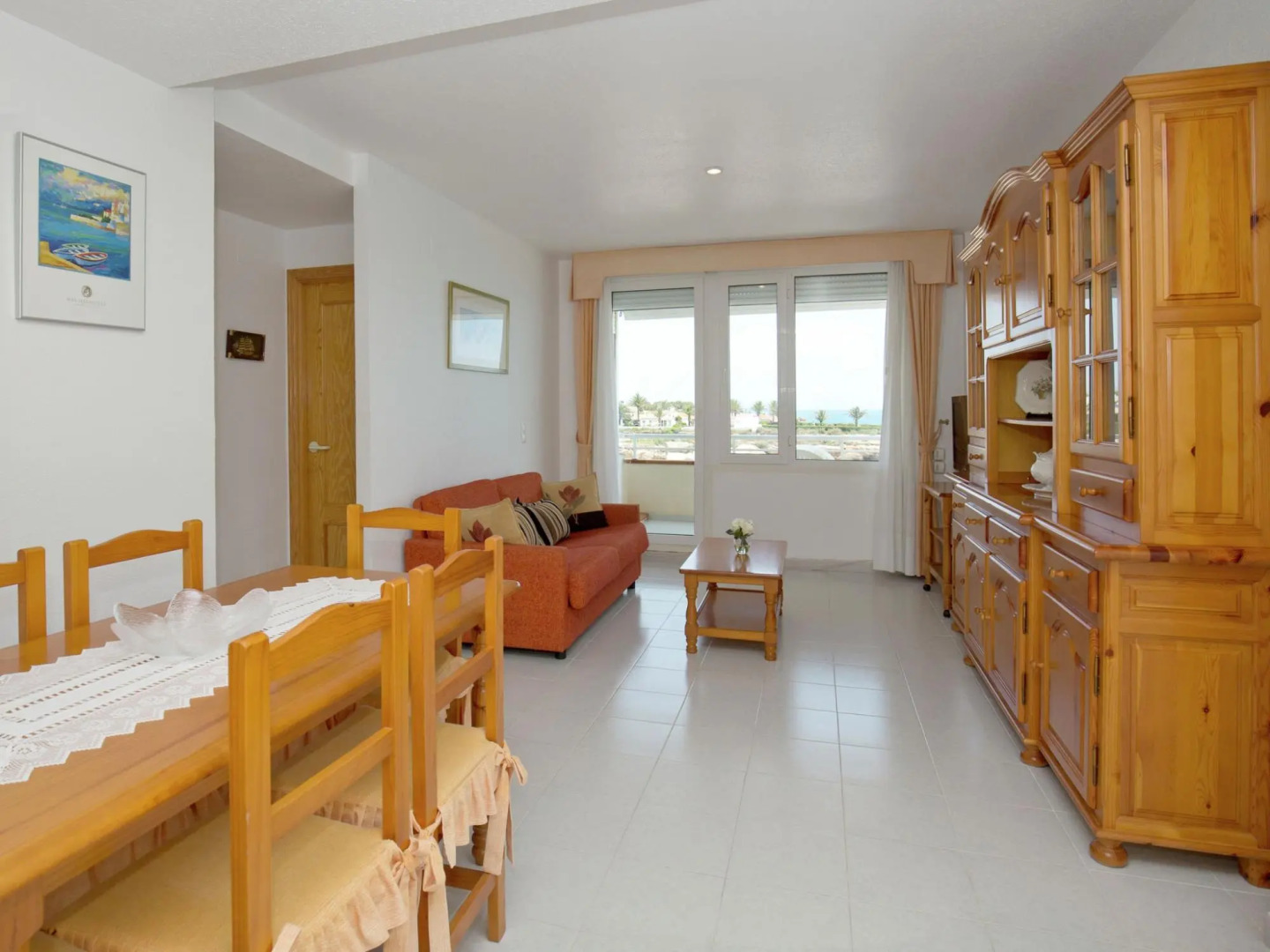 Well-Kept Apartment with Views of the Sea, Two Swimming Pools Near Vinaròs