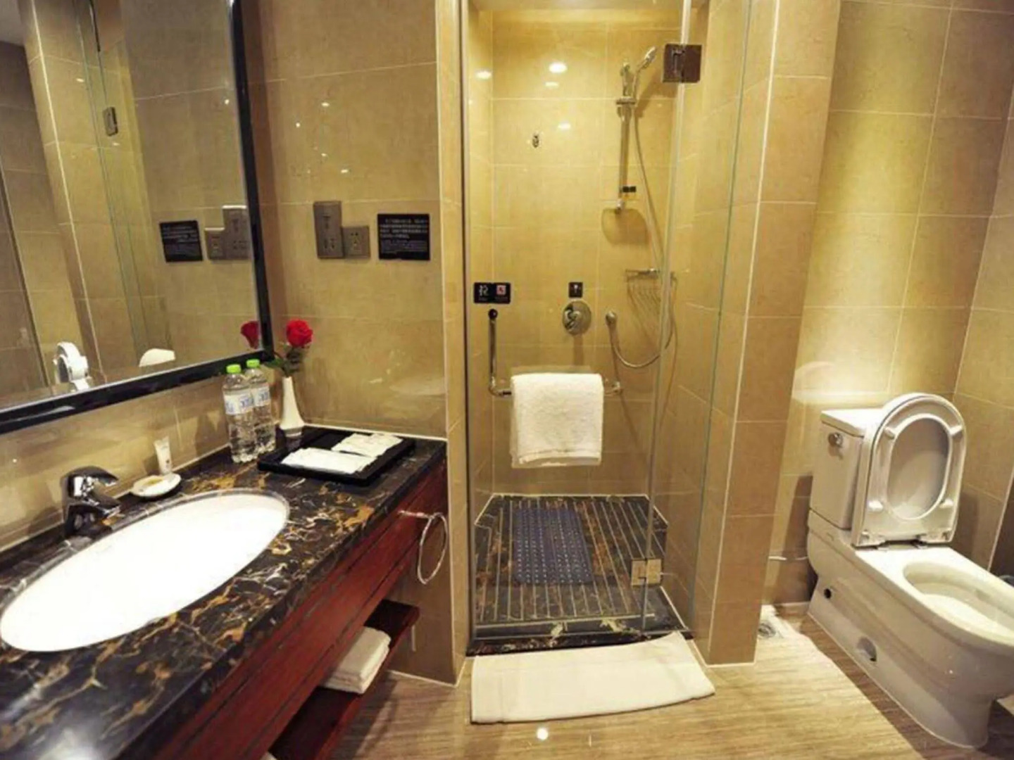 Zhangjiajie Huatian Hotel