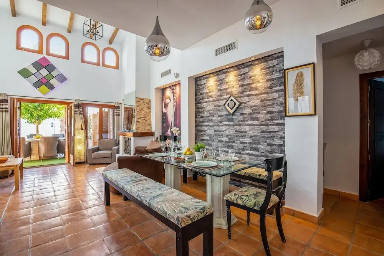 Luxurious Villa in Baños y Mendigo, Spain - Perfect for Families and Groups