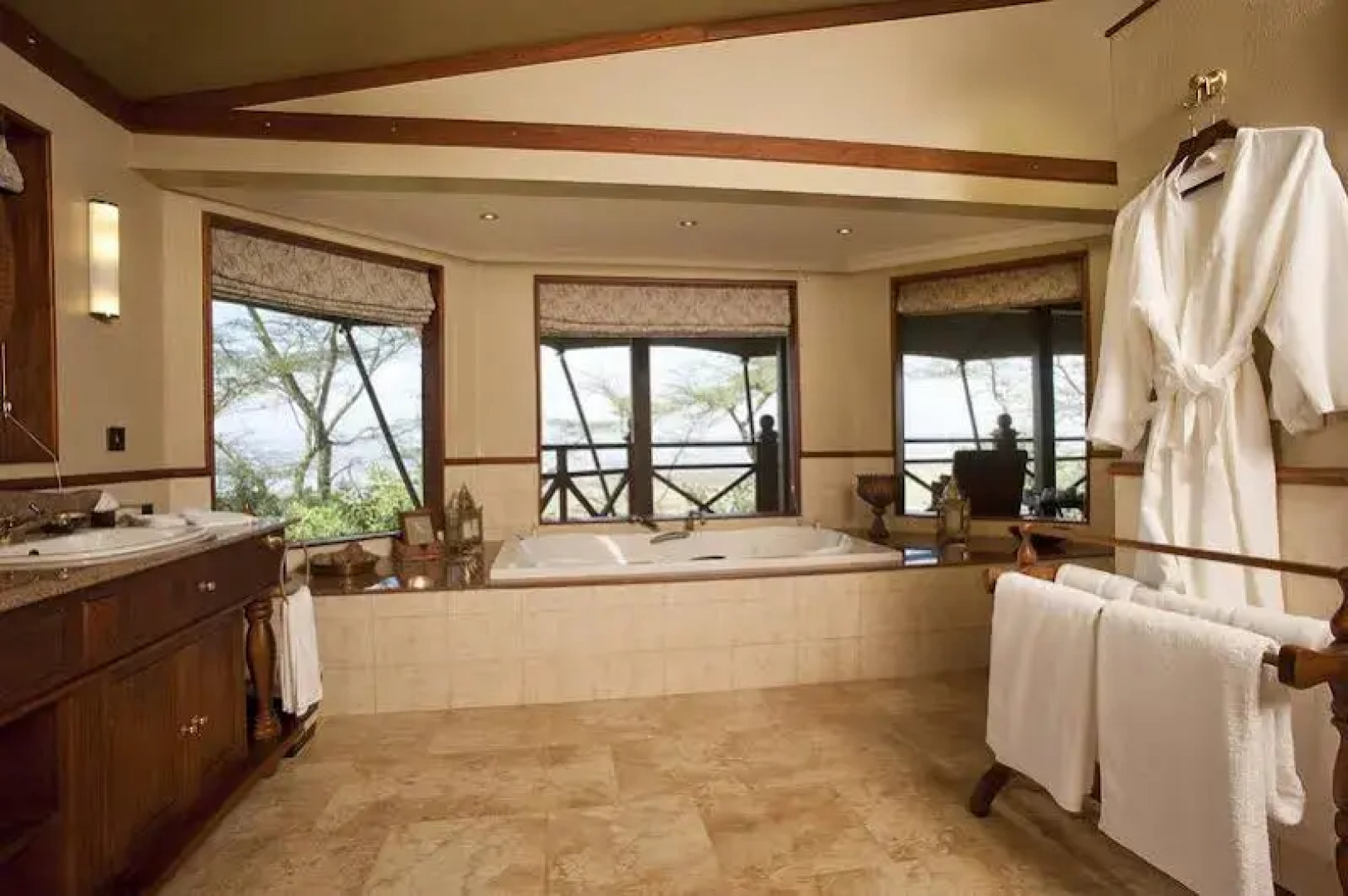 Lake Elmenteita Serena Camp