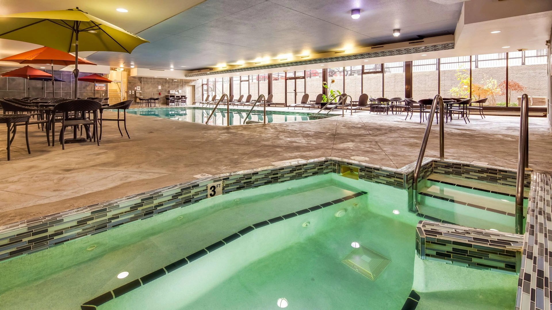 Best Western Plus Milwaukee West