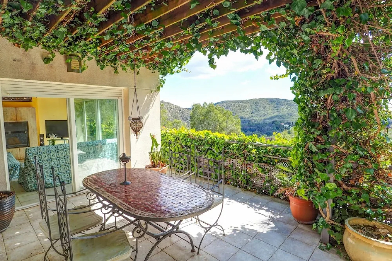 The Magic Green by Hello Apartments Sitges