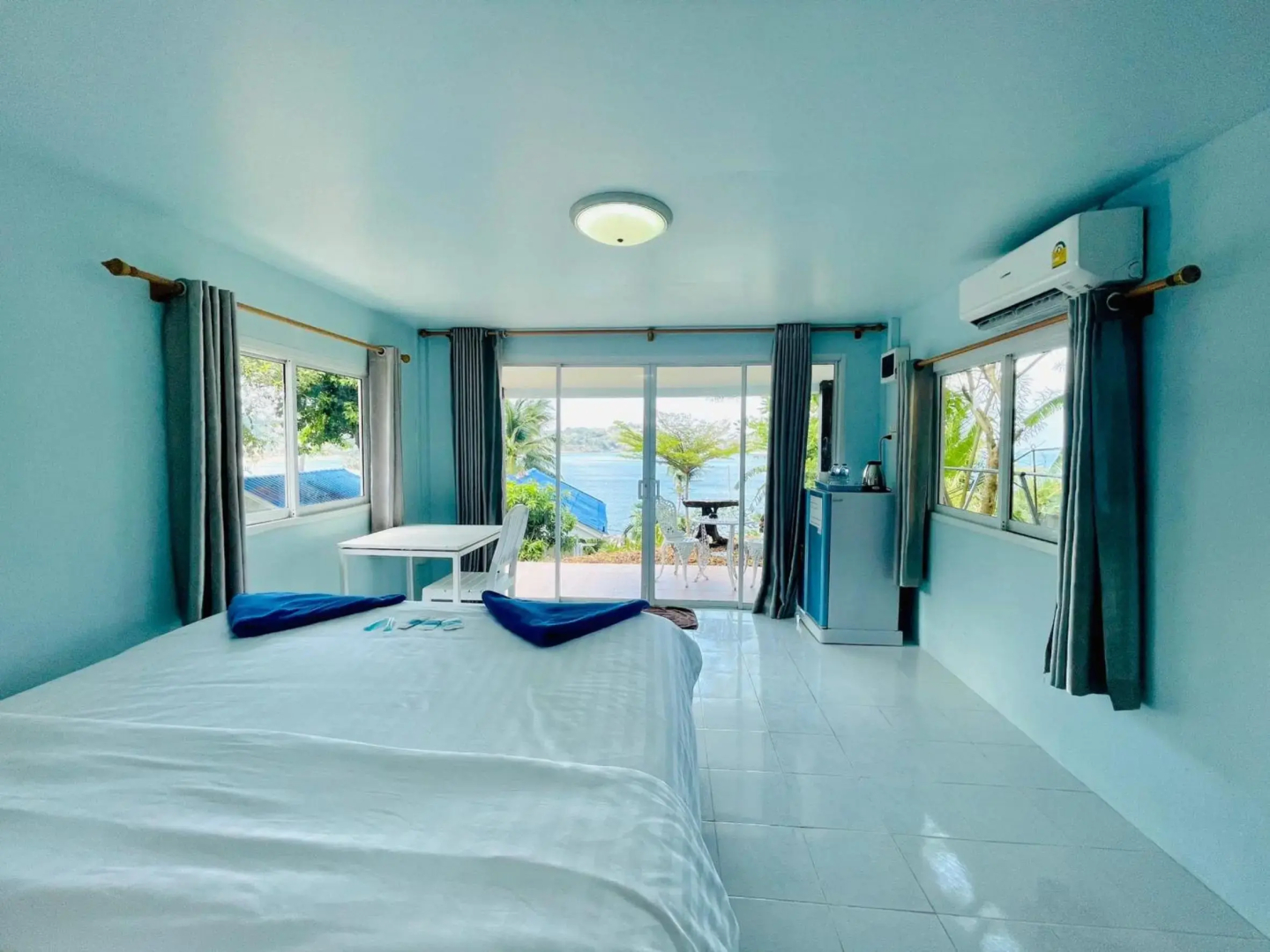 Naiharn On the Rock Resort