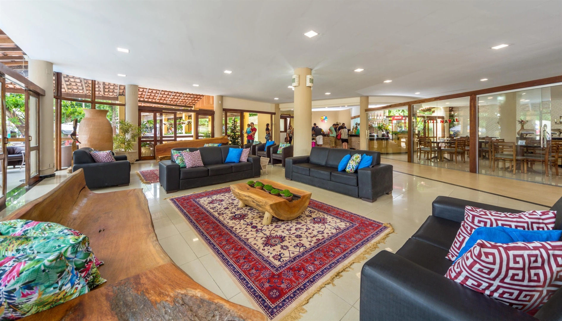 Отель Floral Inn Family