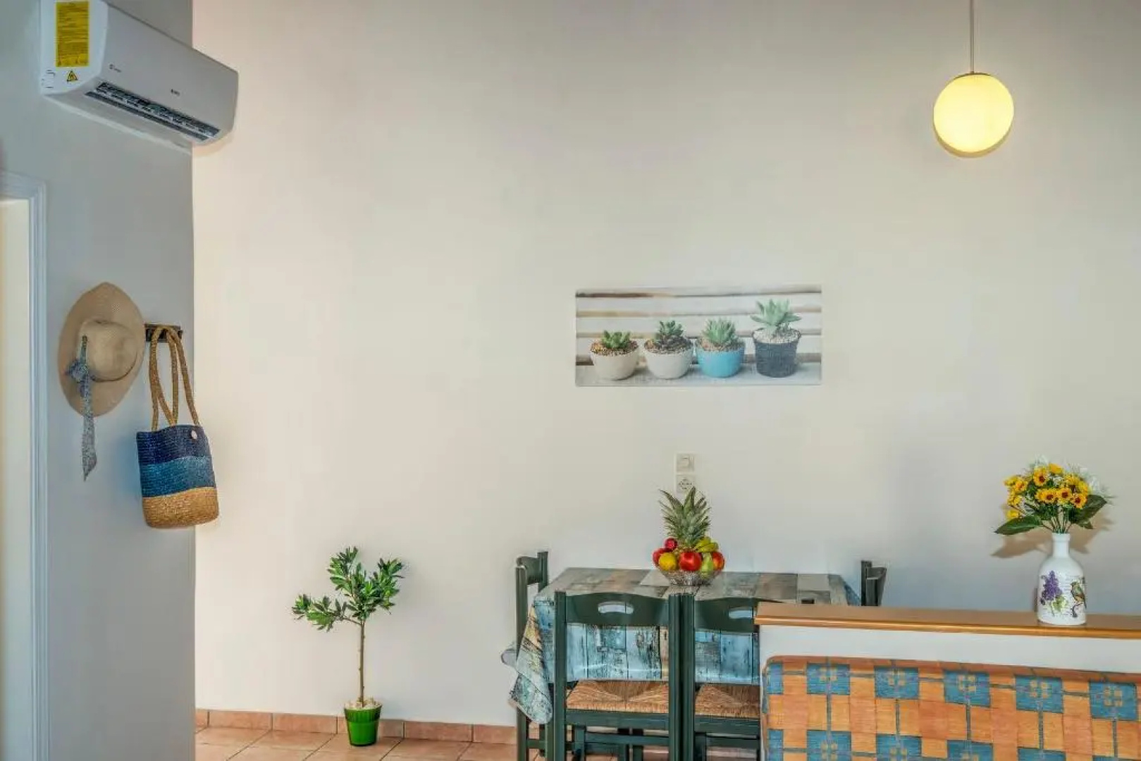Theos Holidays Apartments