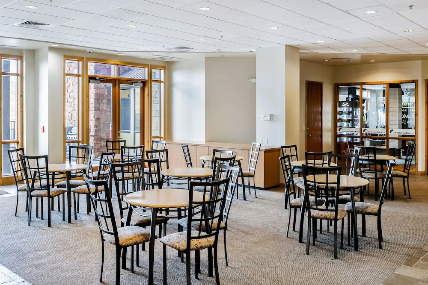 Lake View Ski Chalet