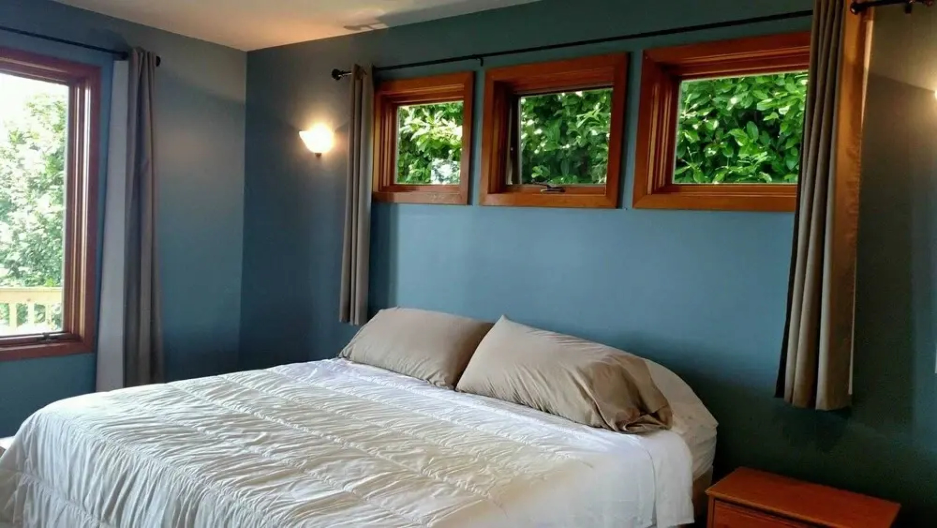 Harbor View Haven by Avantstay Private Backyard