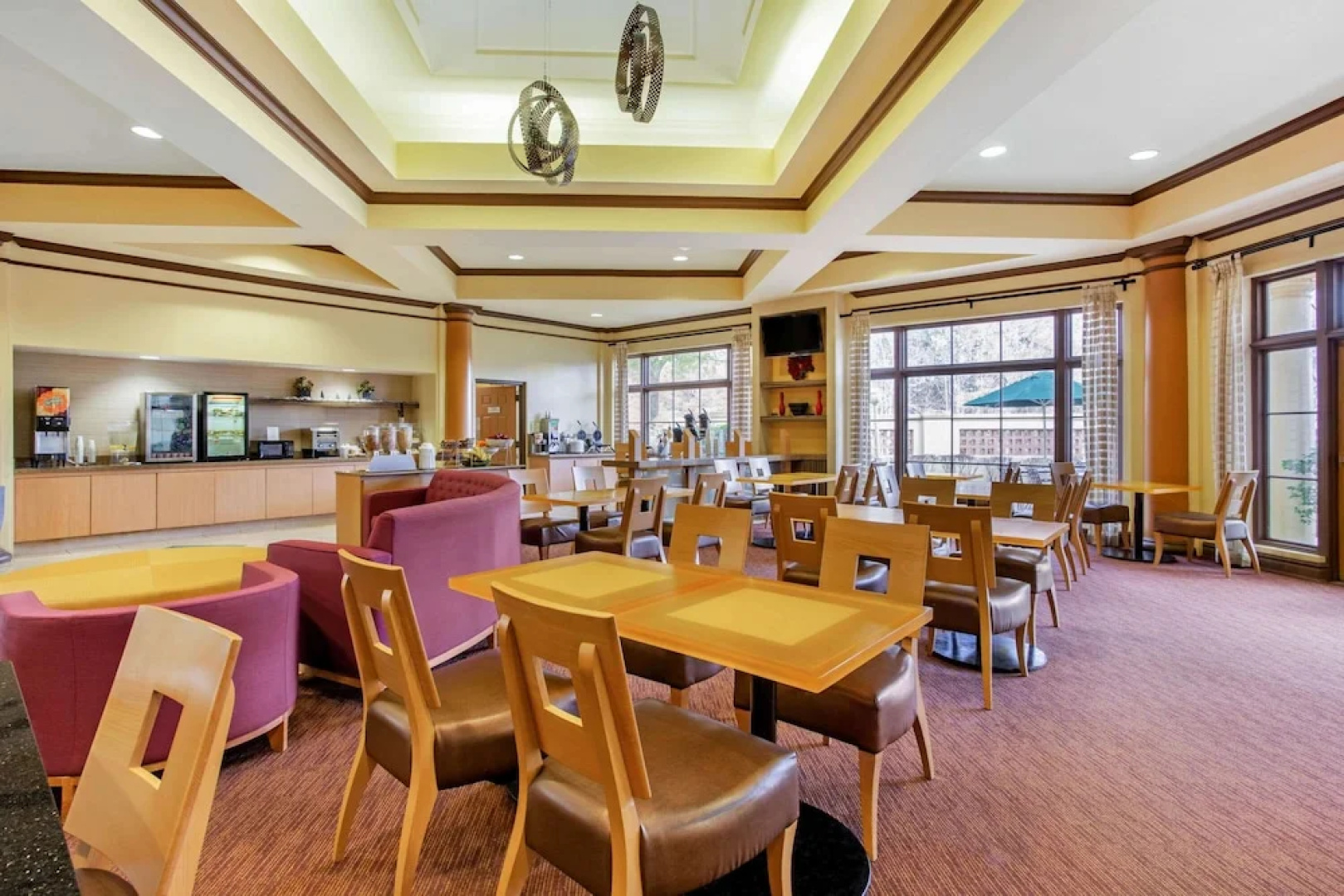 La Quinta Inn & Suites Raleigh Cary