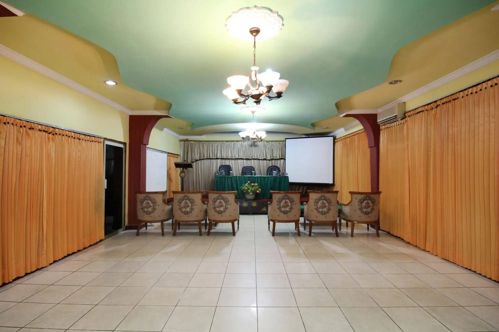 Airy Eco Syariah HM Bafadhal Sungai Asam Jambi