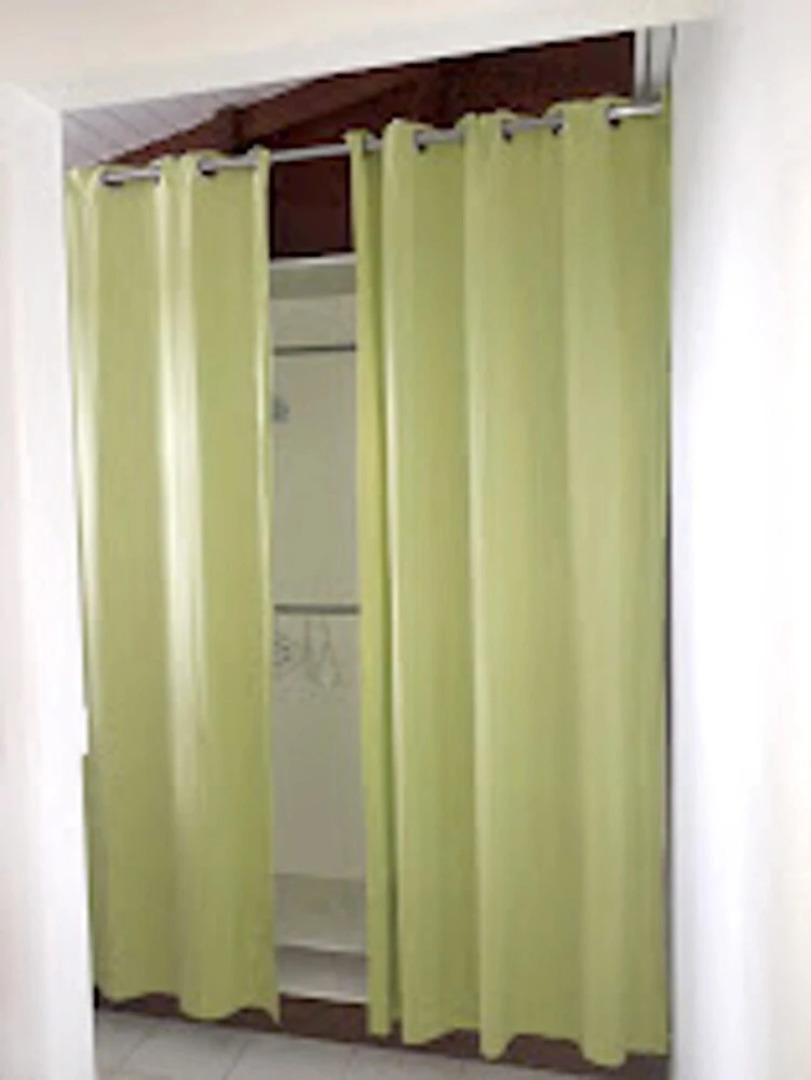 Apartment With one Bedroom in Le Gosier, With Wonderful Mountain View,