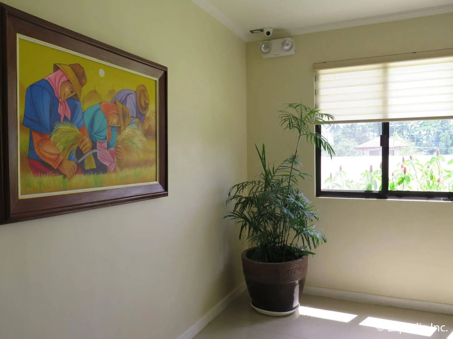 Royale House Hotel Davao powered by Cocotel