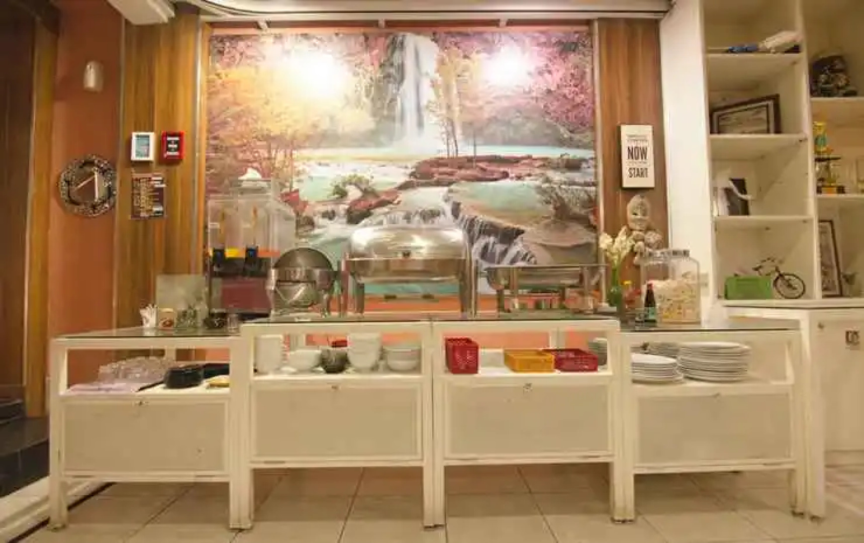 Hotel Salon Fora & Longhill Cafe Fora