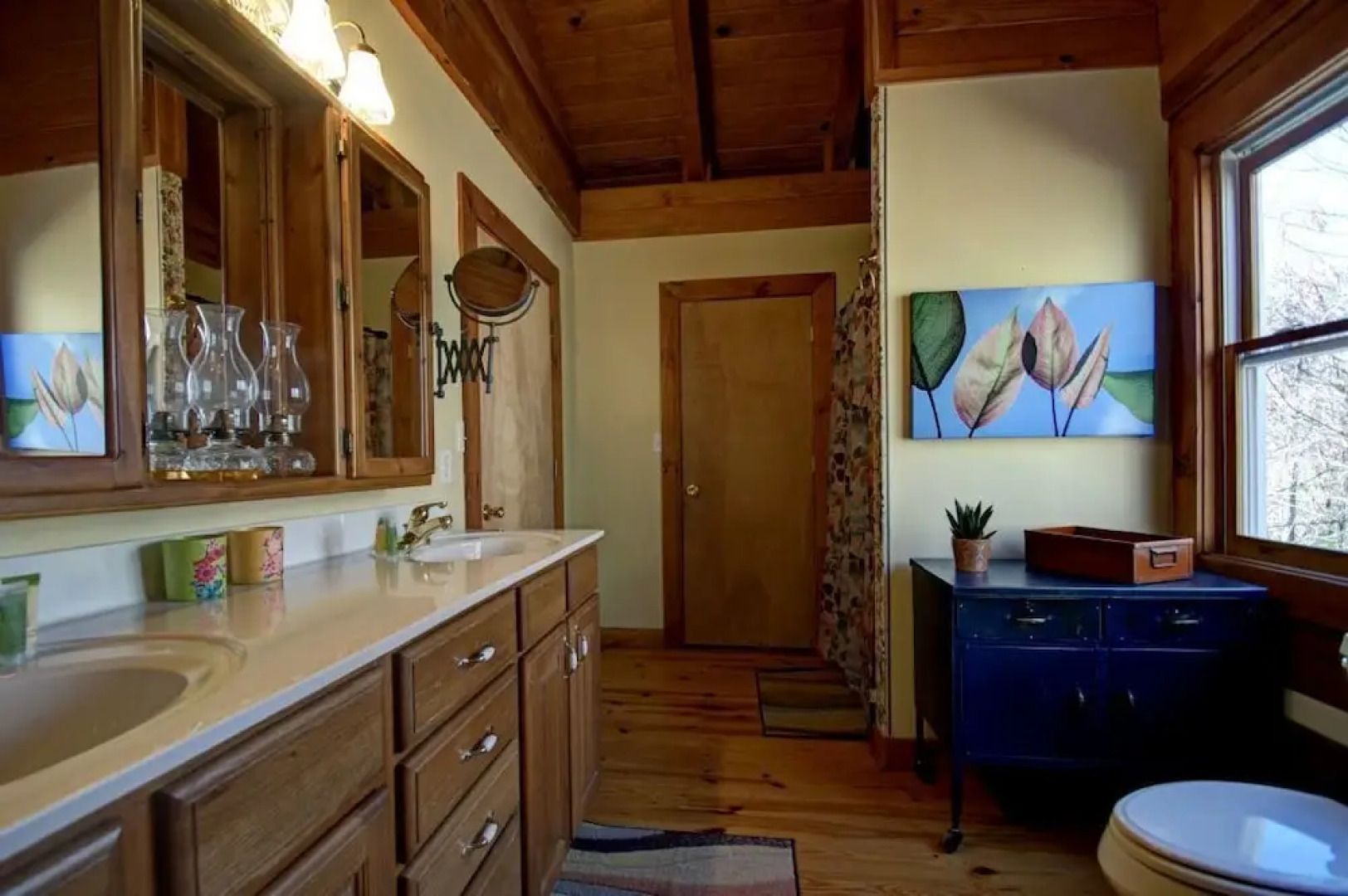 Sugar Camp Hideaway - 4 Br Cabin