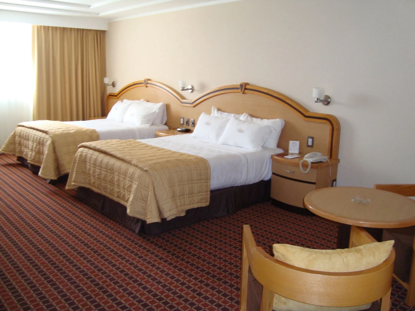 Suites Inn La Muralla Metepec