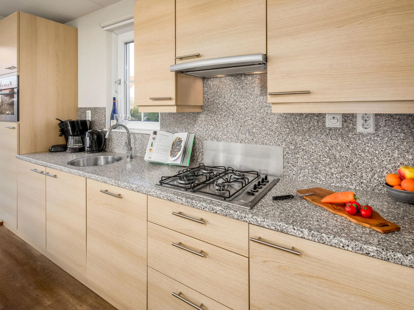 Detached villa with two bathrooms, 400 m. from the beach