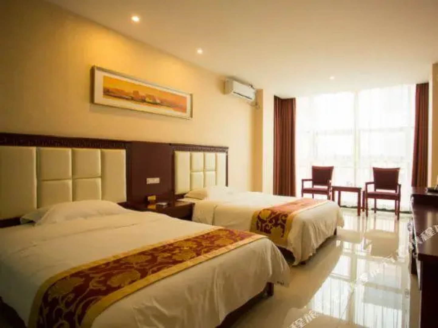 Yaxin Hotel