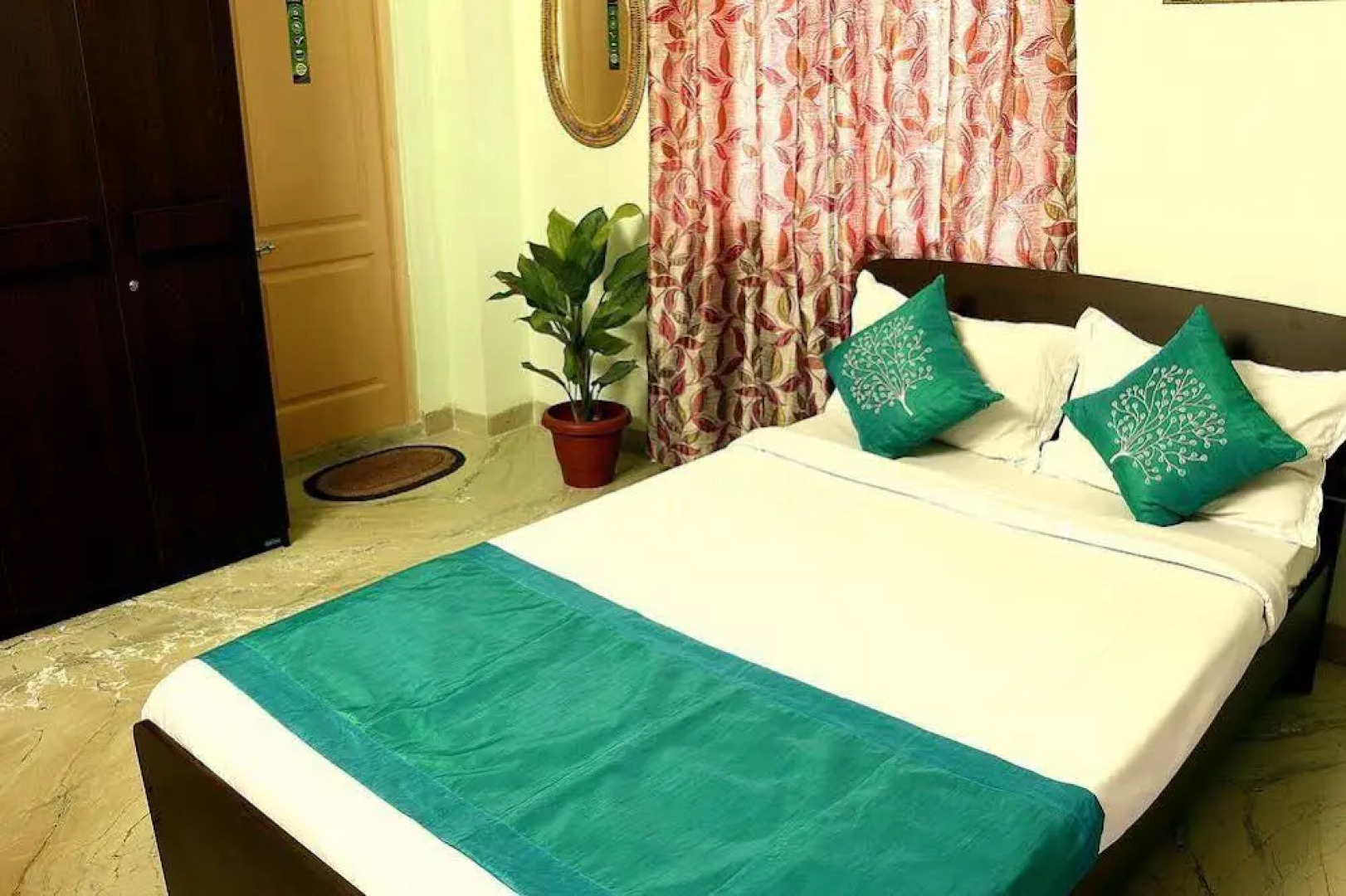 OYO Apartments New Town Axis Mall