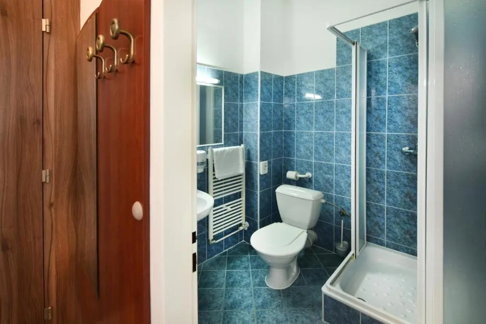 APLEND Hotel Lujza Major