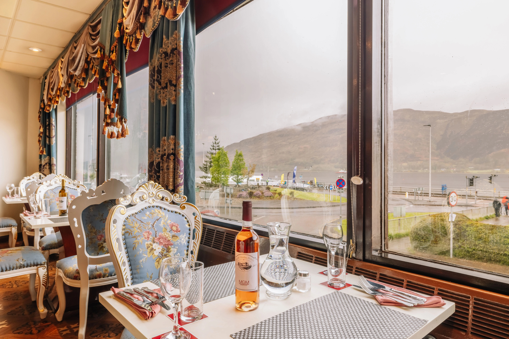 Muthu Fort William Hotel