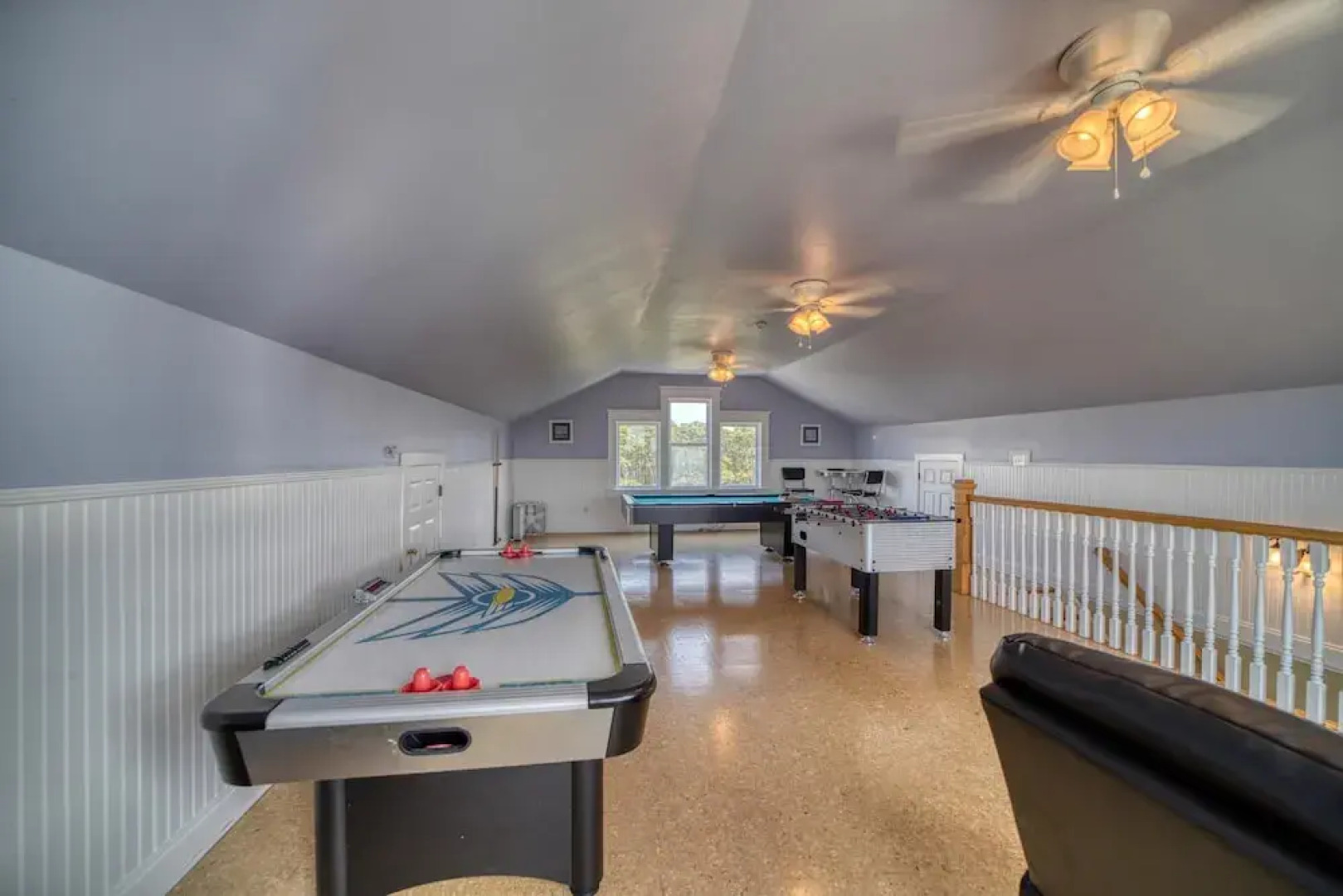 Purple Parrot - 200 Leonora Ct