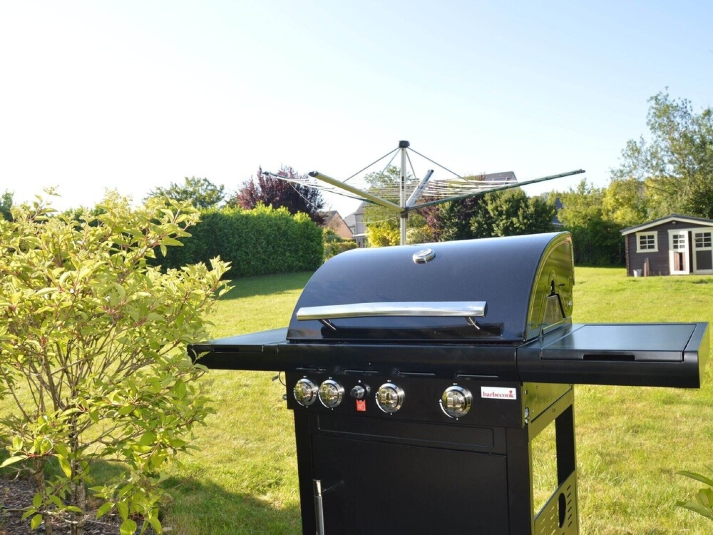 Garden-View Villa in Habay-la-Neuve with Sauna