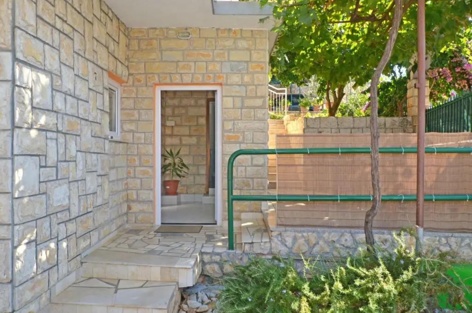Apartments Piteša