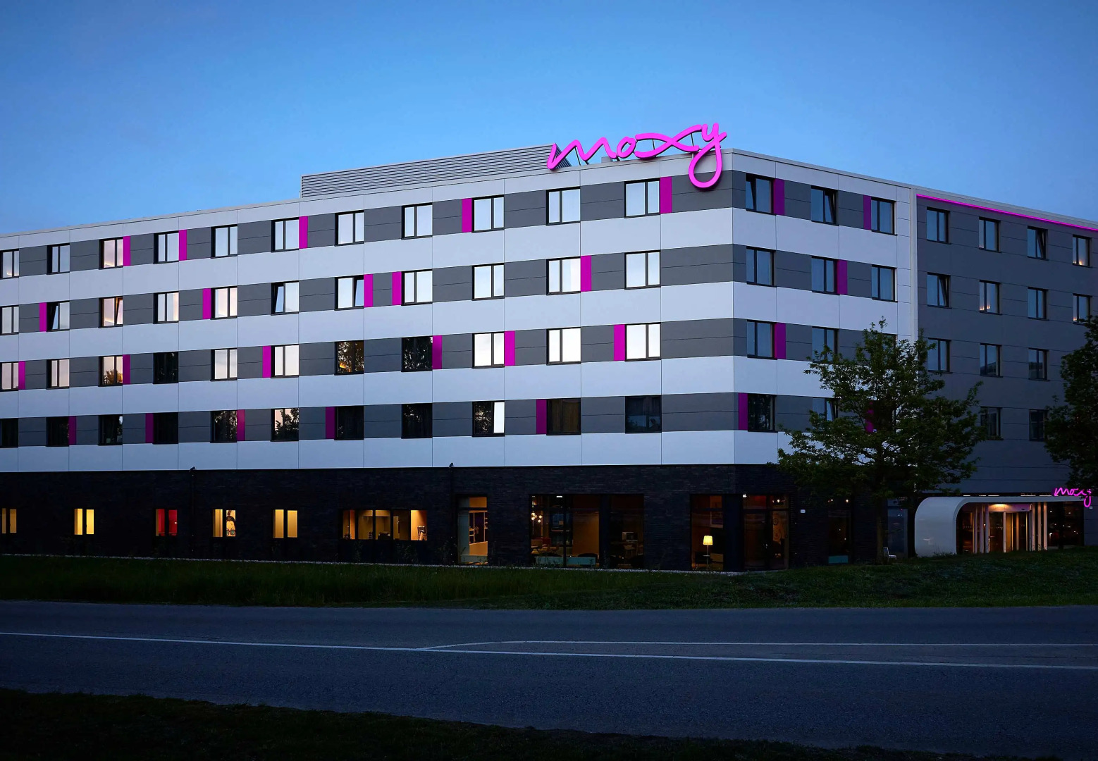 MOXY Munich Airport