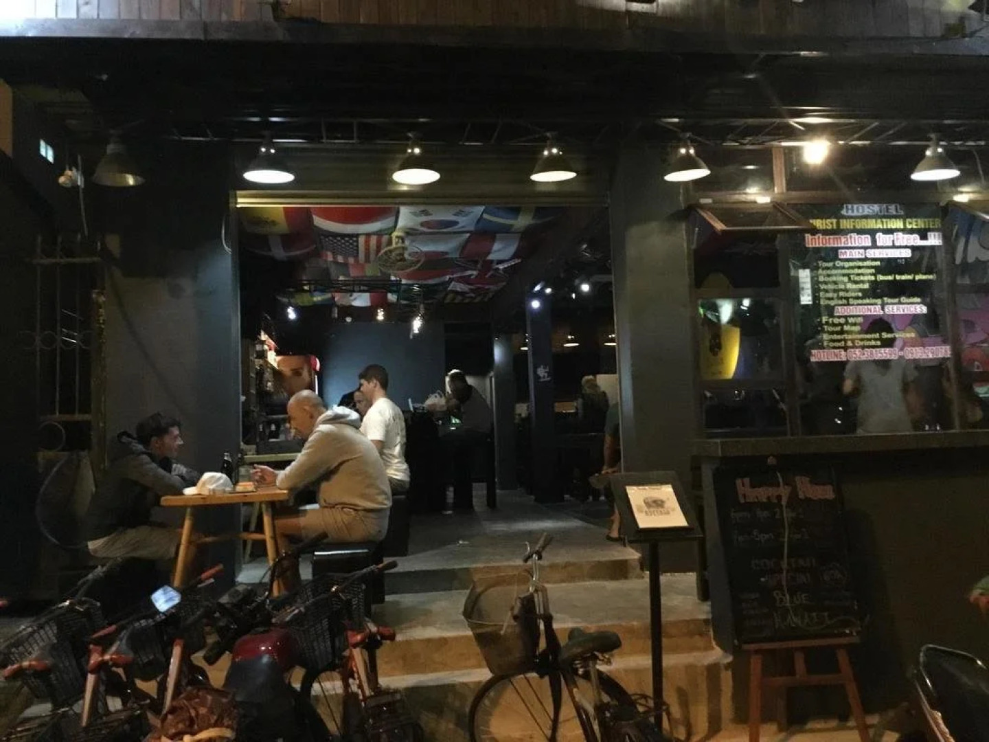 Buffalo Pub and Hostel