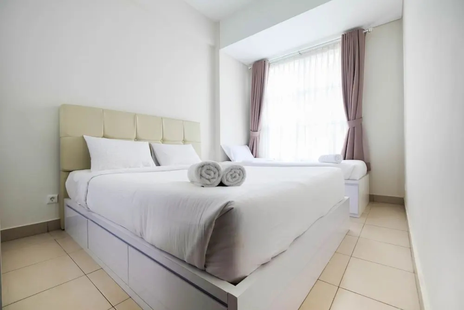 Elegant and Spacious 1BR Saveria Apartment near ICE BSD