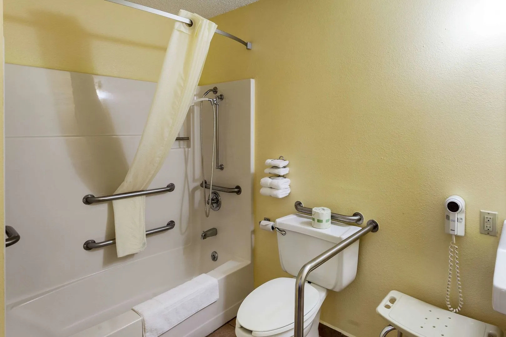 Dragonfly Inn and Suites