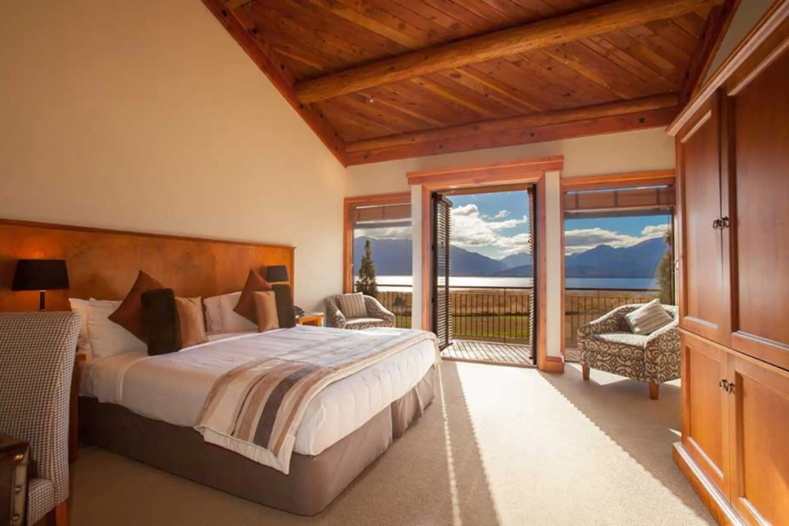 Fiordland Lodge