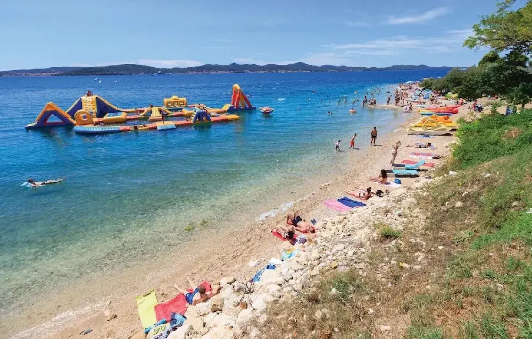 Beautiful Home in Pridraga With Wifi and 8 Bedrooms