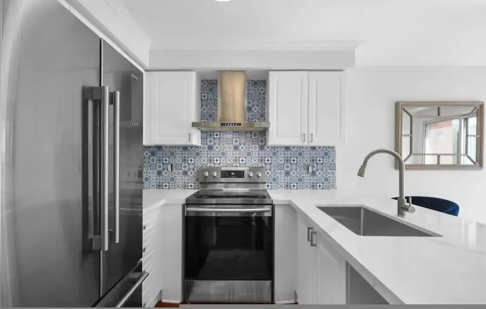 Newly Renovated 3BR in Whitby Family-friendly