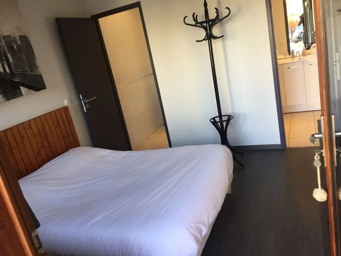 The Resid For Calixte