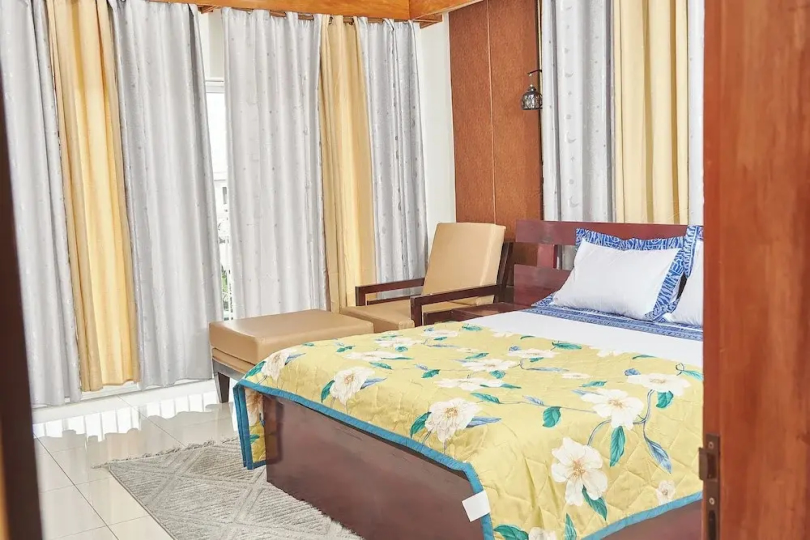 Luxe Guest House